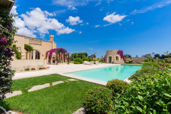 Image No.27-5 Bed Villa / Detached for sale