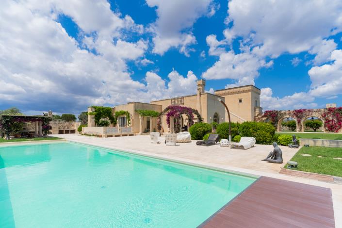 Image No.34-5 Bed Villa / Detached for sale