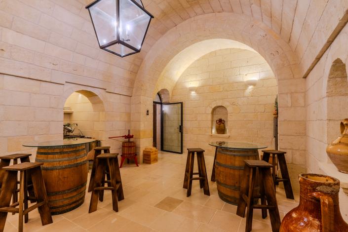 Image No.42-5 Bed Villa / Detached for sale