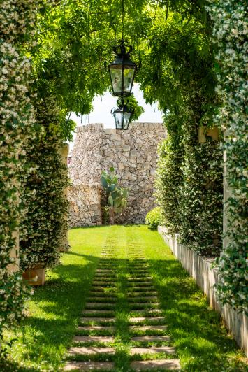 Image No.58-5 Bed Villa / Detached for sale