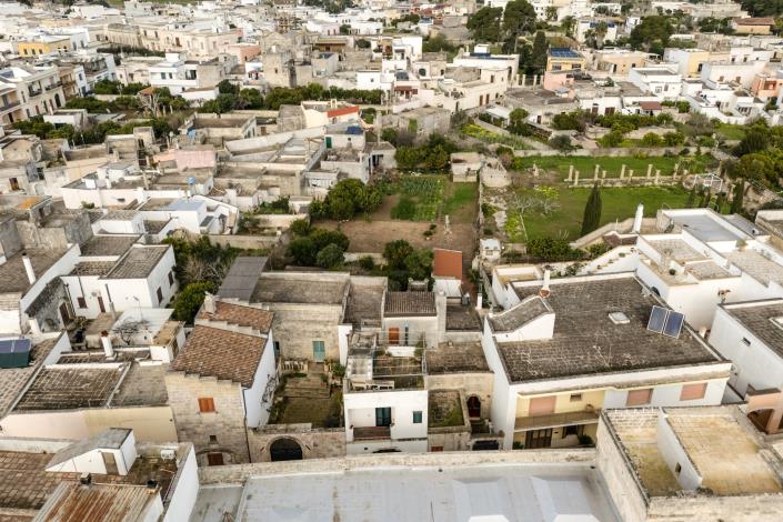 Image No.24-1 Bed Townhouse for sale