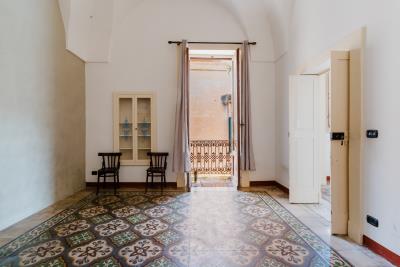 lecce-via_delle_bombarde_56-010