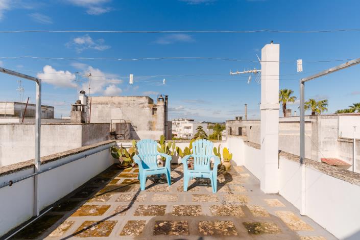 Image No.19-2 Bed Apartment for sale