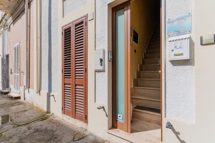 Image No.27-2 Bed Apartment for sale