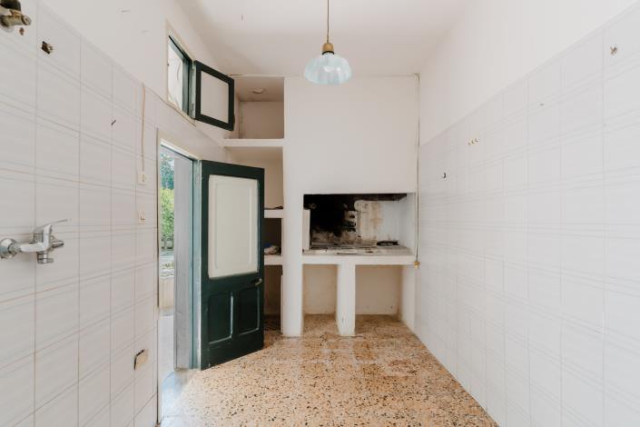 Image No.13-2 Bed Townhouse for sale