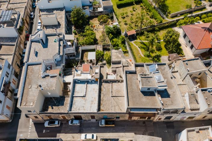 Image No.26-2 Bed Townhouse for sale