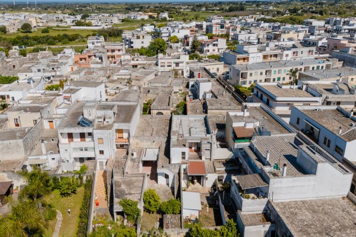 Image No.28-2 Bed Townhouse for sale