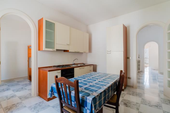 Image No.1-2 Bed Apartment for sale