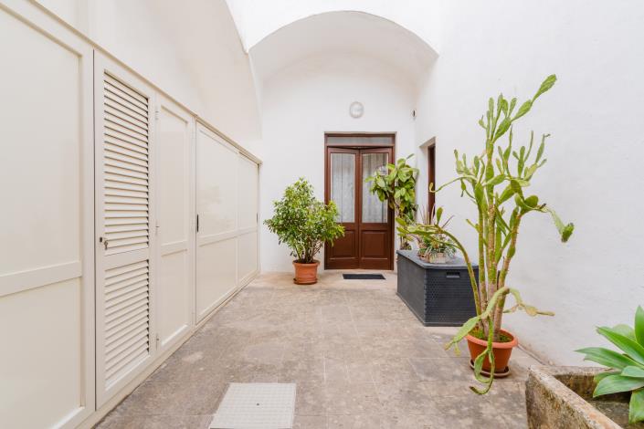 Image No.1-2 Bed Townhouse for sale