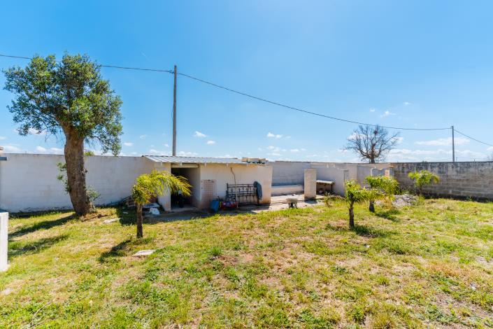 Image No.5-Villa / Détaché de 2 chambres à vendre à Galatina