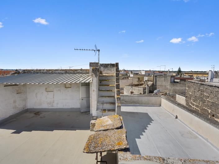 Image No.25-2 Bed Apartment for sale