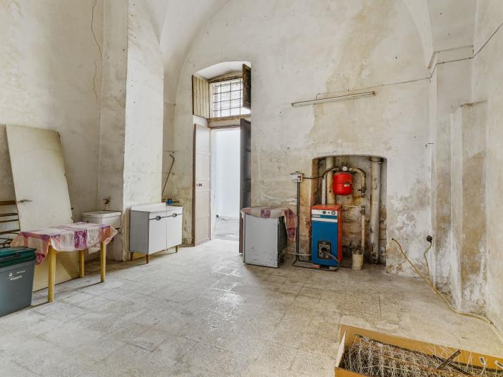 Image No.31-2 Bed Apartment for sale