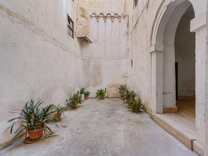 Image No.45-2 Bed Apartment for sale