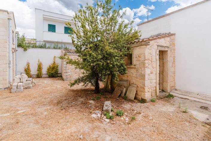 Image No.21-3 Bed Townhouse for sale