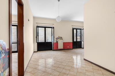 1 - Galatina, Appartement