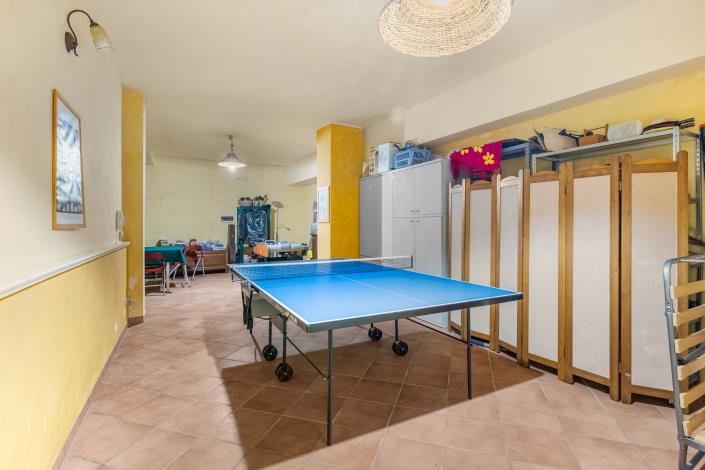 Image No.12-1 Bed Apartment for sale