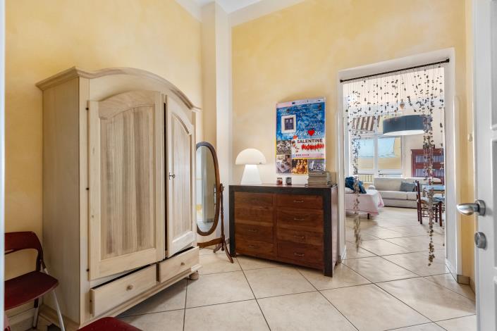 Image No.17-1 Bed Apartment for sale