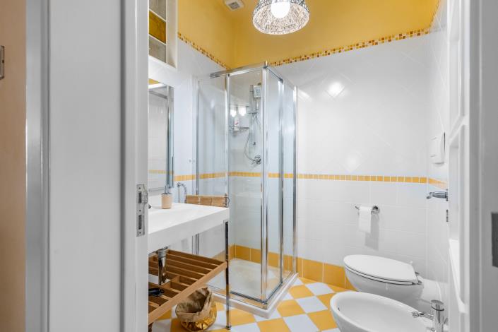 Image No.18-1 Bed Apartment for sale