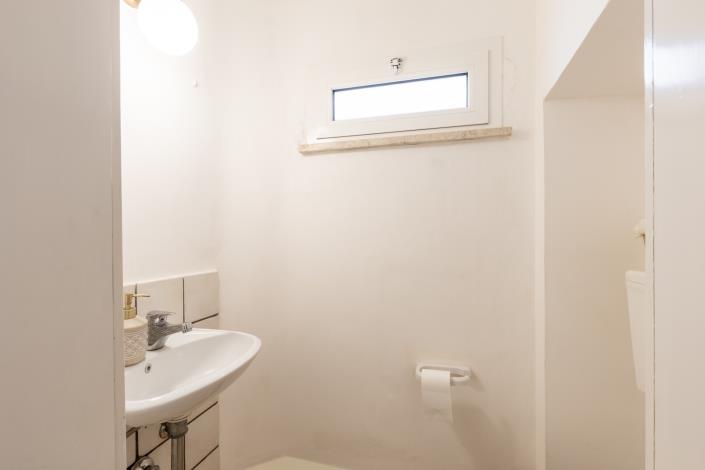 Image No.17-2 Bed Apartment for sale