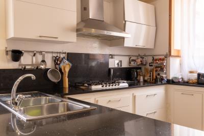 Aradeo-via-Venezia-2500008