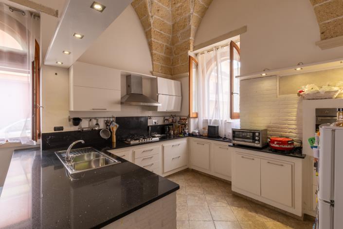 Image No.3-2 Bed Townhouse for sale