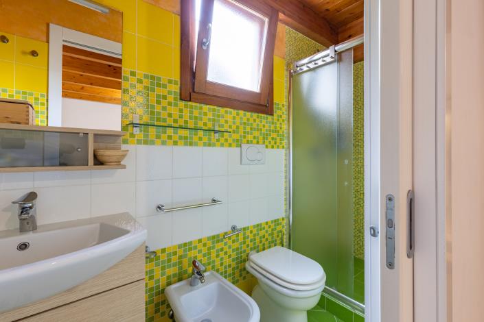 Image No.17-2 Bed Townhouse for sale