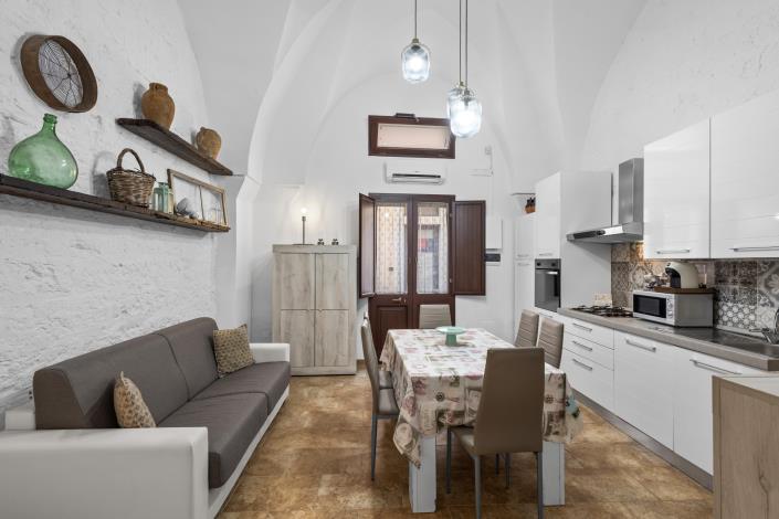 Image No.5-Maison de ville de 1 chambre à vendre à Galatone