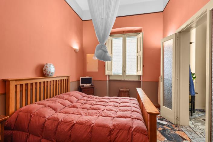 Image No.6-3 Bed Townhouse for sale