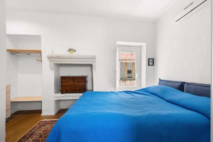 Image No.35-2 Bed Townhouse for sale