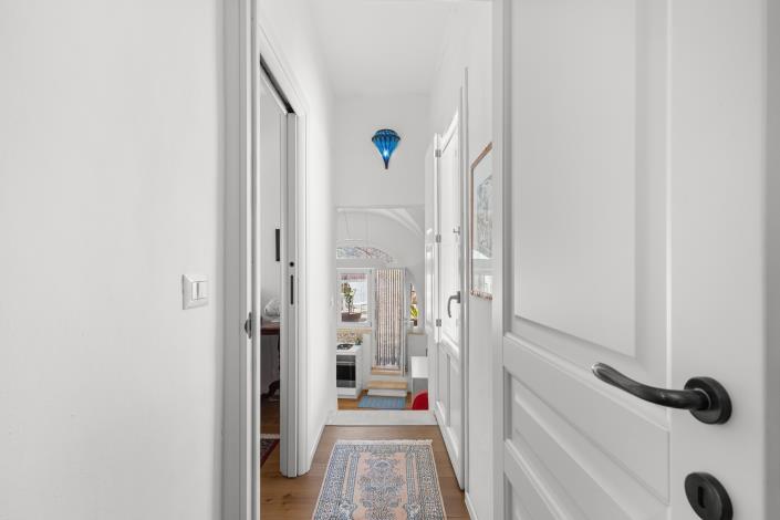Image No.41-2 Bed Townhouse for sale
