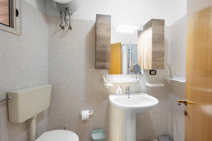 Image No.21-2 Bed Apartment for sale