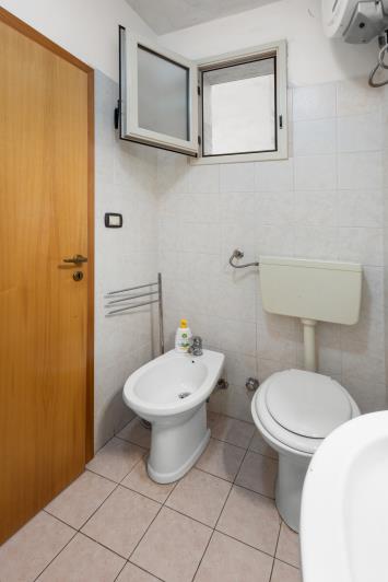 Image No.23-2 Bed Apartment for sale