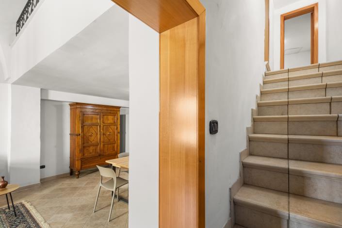 Image No.32-2 Bed Apartment for sale