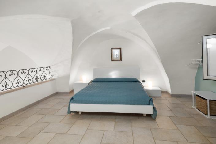 Image No.37-2 Bed Apartment for sale