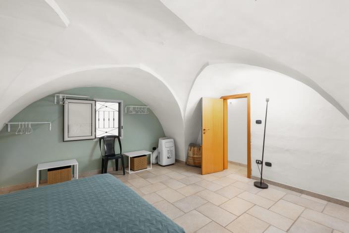 Image No.39-2 Bed Apartment for sale
