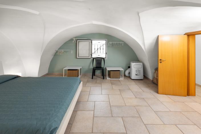 Image No.40-2 Bed Apartment for sale