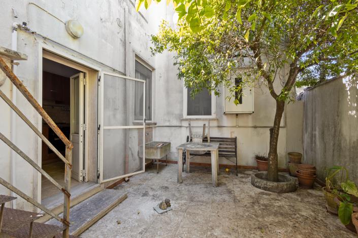 Image No.23-1 Bed House for sale
