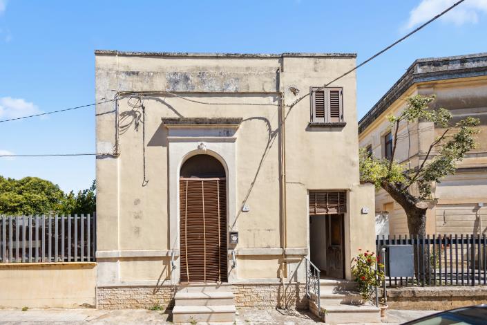 Image No.48-1 Bed House for sale