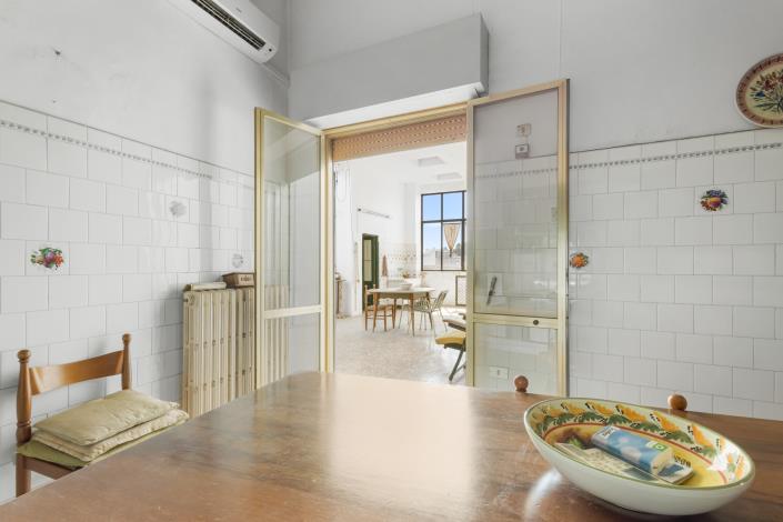 Image No.22-2 Bed House for sale