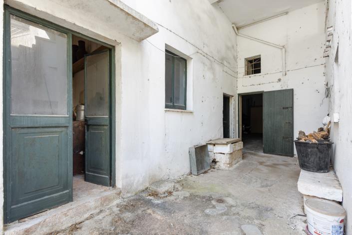 Image No.60-2 Bed House for sale