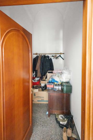 Image No.21-3 Bed House for sale