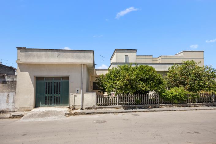 Image No.33-3 Bed House for sale