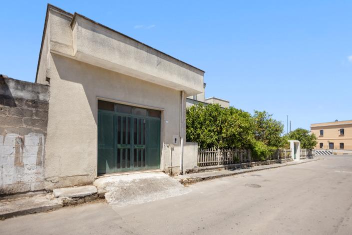 Image No.34-3 Bed House for sale