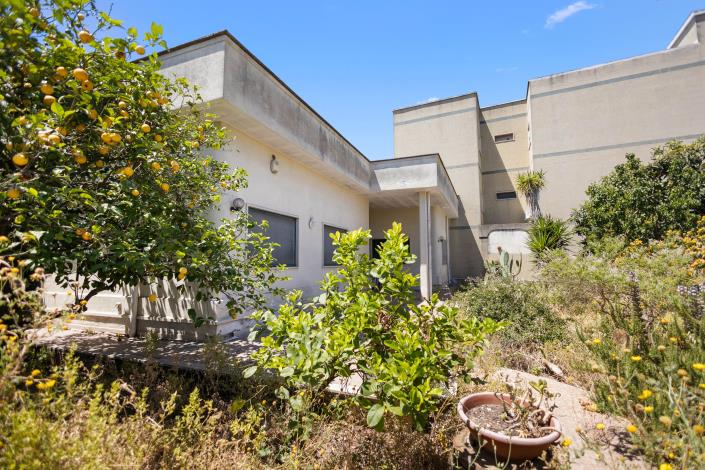 Image No.36-3 Bed House for sale