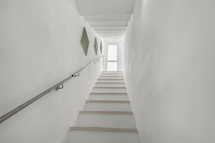 Image No.14-1 Bed House for sale
