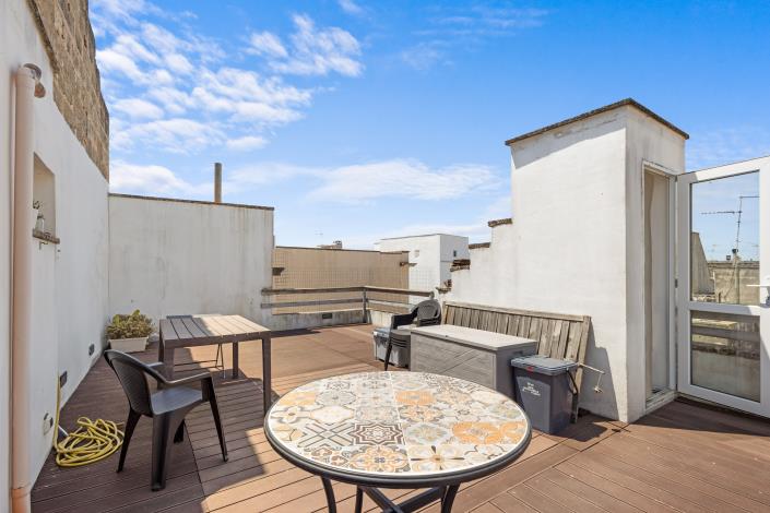 Image No.16-1 Bed House for sale