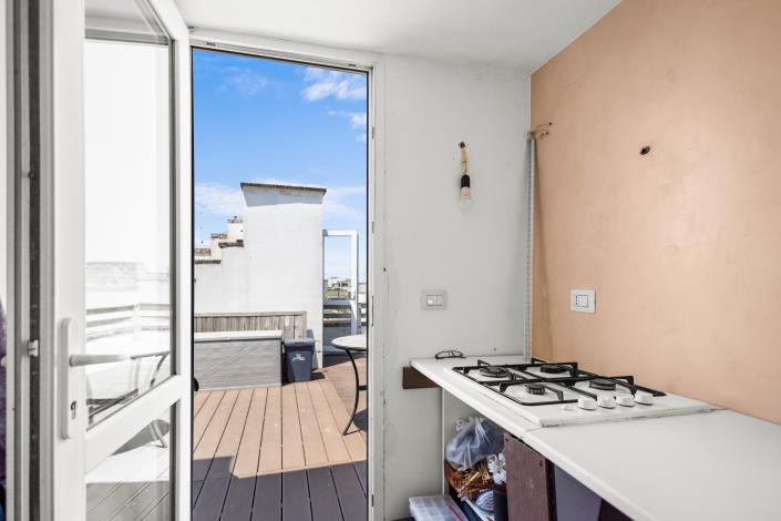 Image No.21-1 Bed House for sale