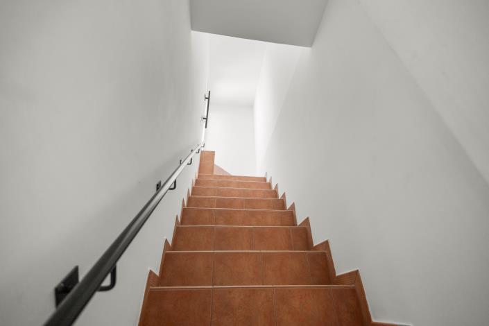 Image No.24-1 Bed House for sale