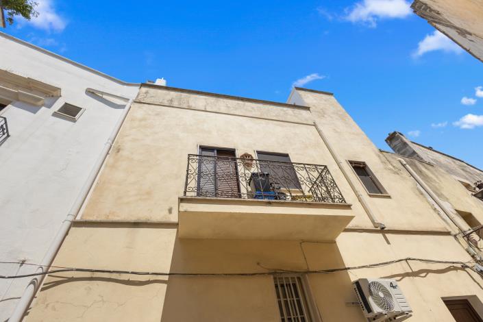 Image No.33-1 Bed House for sale