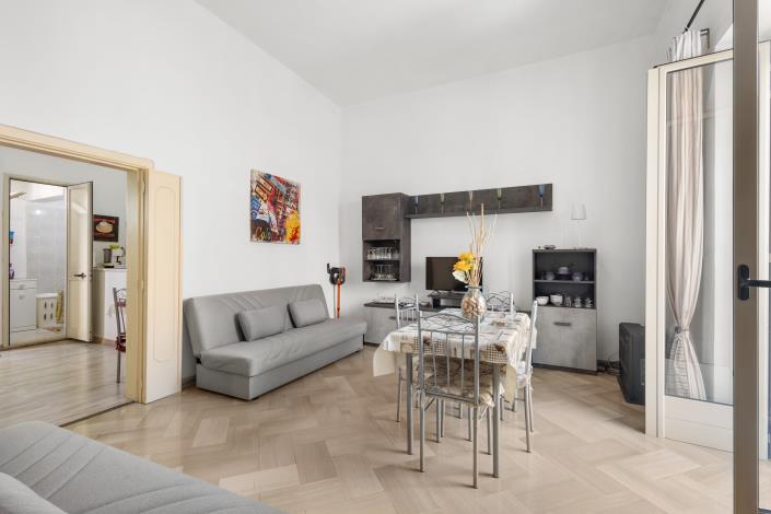 Image No.3-2 Bed House for sale